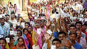 यूपी निकाय चुनाव: जीती नहीं, बुरी तरह हारी है बीजेपी, यकीन न हो तो देख लें चुनाव आयोग के ये आंकड़े