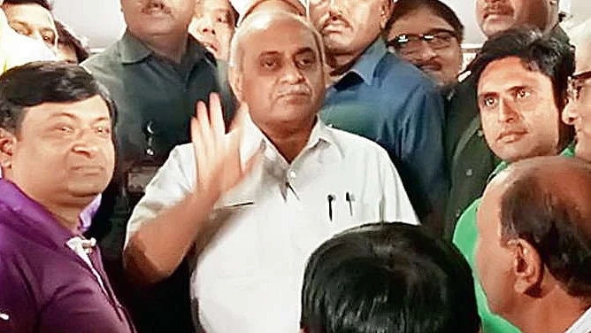 फोटो सोशल मीडिया