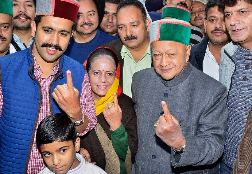 हिमाचल में भले ही बीजेपी जीती हो, लेकिन कांग्रेस अपना वोट प्रतिशत बरकरार रखने में सफल रही 