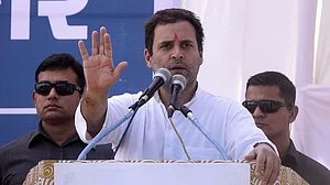 राहुल का पीएम मोदी से 10वां सवाल, आदिवासियों के लिए शुरू की गई वनबंधु योजना के 55 हजार करोड़ का क्या हुआ?