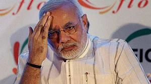 जीएसटी ने बिगाड़ा मोदी सरकार का हिसाब-किताब, खर्च पूरे करने को लेगी 50,000 करोड़ का कर्ज