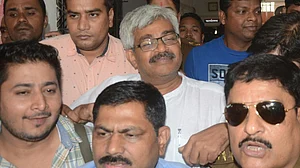 छत्तीसगढ़ के मंत्री राजेश मूणत से जुड़े सेक्स सीडी मामले में वरिष्ठ पत्रकार विनोद वर्मा को मिली जमानत
