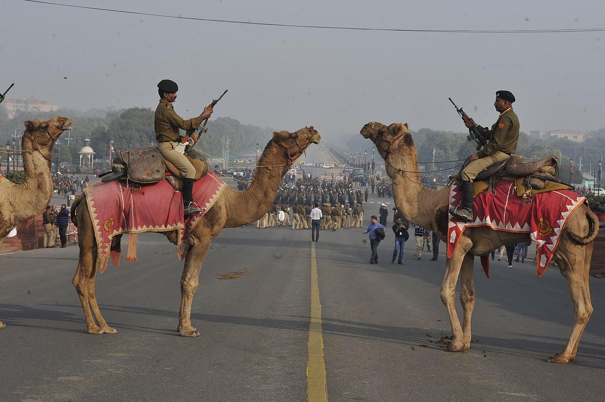 बीटिंग द रिट्रीट की तैयारियां और दिल्ली में सीलिंग का विरोध