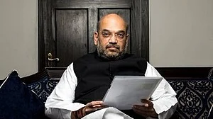 सोहराबुद्दीन केस: अमित शाह को बरी करने के फैसले को चुनौती दे सीबीआई, याचिका पर बॉम्बे हाई कोर्ट में कल सुनवाई