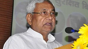 बिहार: सीएम नीतीश के काफिले पर हमले को लेकर राजनीति तेज, जेडीयू ने लगाया राजद पर आरोप