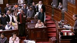 पास नहीं हो सका राज्यसभा में तीन तलाक बिल, टकराव जारी: और इस वक्त की दूसरी बड़ी खबरें, देखें वीडियो