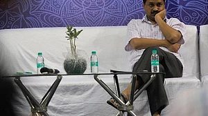 Gujarat Election 2022: चुनाव नतीजे से पहले ही AAP को खरीद-फरोख्त का डर, उम्मीदवारों को गुप्त ठिकाने पर भेजा