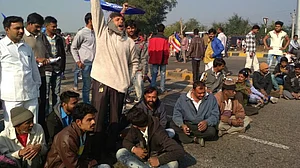 महाराष्ट्र के बाद बीजेपी शासित गुजरात, यूपी, एमपी पहुंची दलित आंदोलन की चिंगारी