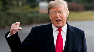 झूठा और धोखेबाज है पाकिस्तान, कहते हुए ट्रंप ने सारी मदद रोकी, घबराहट में पाक ने लगाया हाफिज सईद के संगठन पर बैन