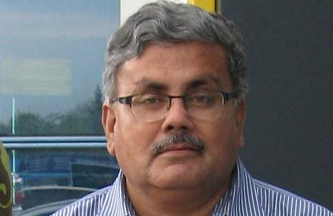 शांतनू गुहा रे