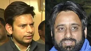 दिल्ली: मुख्य सचिव से मारपीट मामले में राजनीति तेज, न्यायिक हिरासत में भेजे गए ‘आप’ के दो विधायक