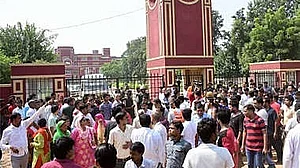 गुड़गांव स्कूल हत्याकांड: नाबालिग छात्र ने खून के धब्बे और उंंगलियों के निशान मिटाने के लिए किया था ‘गूगल सर्च’