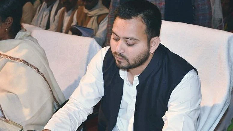 फोटो: @tejashwiyadav