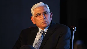 विनोद राय ने बीसीसीआई अधिकारियों के छीने सारे अधिकार