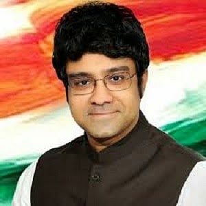 सी आर केशवन