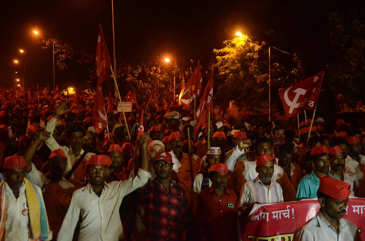 महाराष्ट्र किसान आंदोलन: तस्वीरों में देखें सड़कों पर उतरे अन्नदाता का हाल