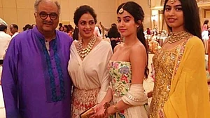 जान...जान...बाथरूम के दरवाजे पर खड़े होकर आवाजें दे रहे थे बोनी कपूर, लेकिन...