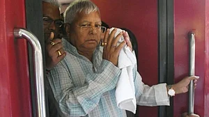 बिहार में नीतीश कुमार का वक्त खत्म: लालू यादव: और इस वक्त की दूसरी बड़ी खबरें, देखें वीडियो