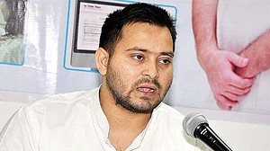 बिहार: दो पत्रकारों की हत्या पर तेजस्वी यादव का सवाल, दिल्ली की मीडिया में इसे लेकर कोई गुस्सा क्यों नहीं?