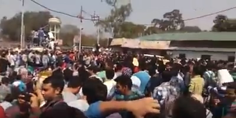 उत्तराखंड में बेरोजगारी से परेशान युवाओं ने सरकार के खिलाफ किया प्रदर्शन  