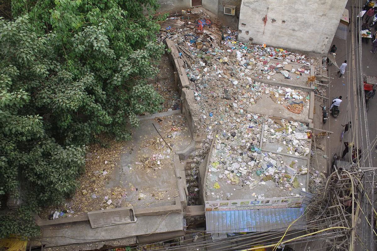 दिल्ली की जिस हवेली में ठहरी थी पंडित नेहरू की बारात, वह आज है भू-माफियाओं के कब्जे में 