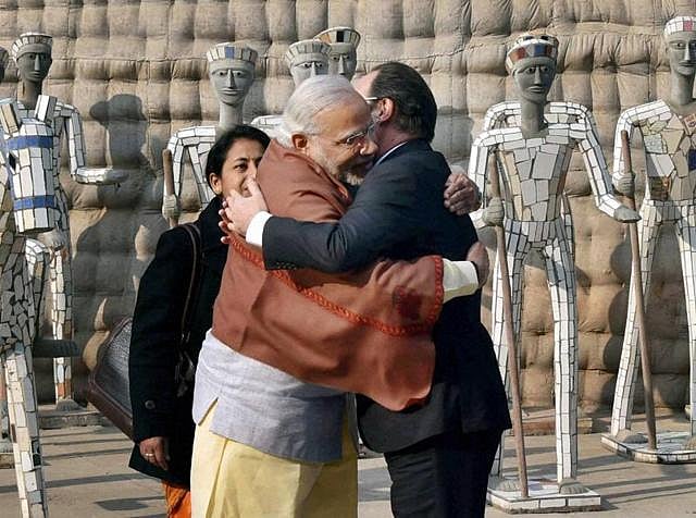 मोदी जी तो सबको ‘झप्पी’ देते हैं, फिर भला चीन के राष्ट्रपति ने क्यों रखा उन्हें ‘आर्म लेंथ’ पर !