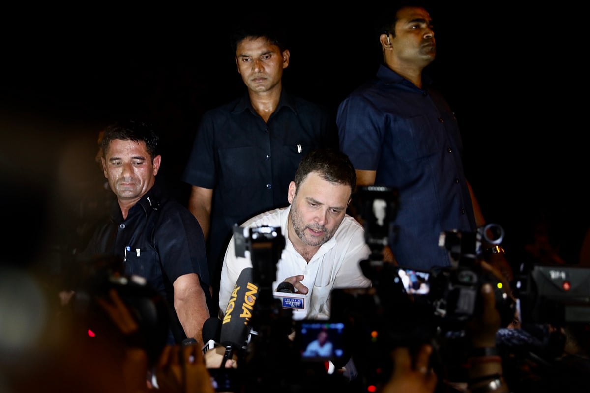 ‘बलात्कारियों भारत छोड़ो’ के नारे के साथ इंडिया गेट पर कैंडल मार्च, राहुल ने कहा, ये आमजन की आवाज