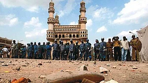 मक्का मस्जिद ब्लास्ट केस में फैसला सुनाने वाले जज ने दिया इस्तीफा