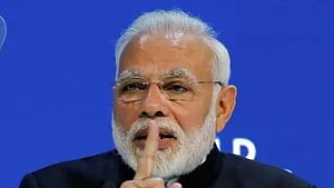 विष्णु नागर का व्यंग्य: मित्रों, हमें वोट दे देना वरना...