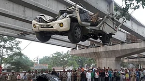 वाराणसी हादसा LIVE: सभी निर्माणाधीन पुलों की होगी समीक्षा