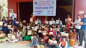 कर्नाटक चुनाव: 49 फीसदी महिला मतदाताएं तय करेंगी किसकी बनेगी सरकार