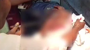 पश्चिम बंगाल: पंचायत चुनाव के दौरान कई जगहों पर हिंसा, सीपीएम के तेवर तीखे, टीएमसी ने दी इतिहास की दुहाई