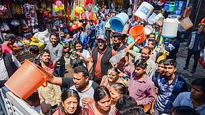 शिमला में पानी का गंभीर संकट, स्थानीय निवासियों ने पर्यटकों से की नहीं आने की अपील