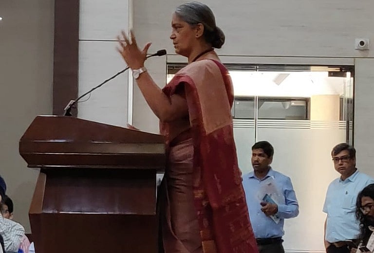 दिल्ली: सिटिजन्स कॉन्क्लेव में वक्ताओं की राय, लोकतंत्र और संविधान को हर हाल में बचाना जरूरी 