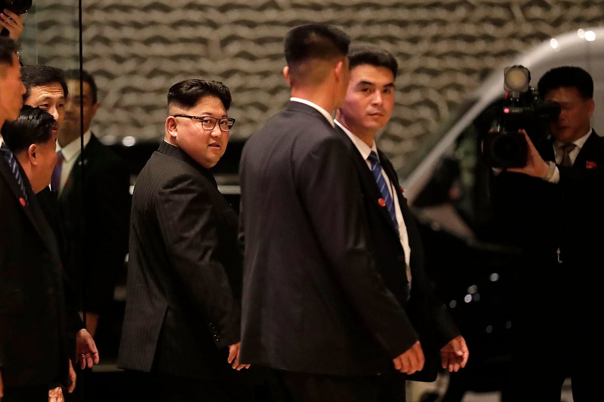 ट्रंप-किम के बीच सिंगापुर में ऐतिहासिक मुलाकात, पूरी दुनिया की लगी हैं निगाहें