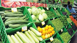 खुदरा महंगाई दर बढ़कर 5 फीसदी पहुंची, पिछले साल के मुकाबले दोगुना बढ़ गए दाम