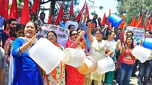 शिमला में जलसंकट बरकरार, एक हफ्ते के लिए स्कूल बंद, अंतरराष्ट्रीय शिमला फेस्टिवल भी रद्द