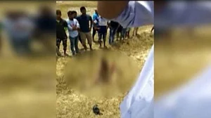 यूपी: गौ-हत्या के शक में मुस्लिम युवक की पीट-पीटकर हत्या, 25 लोगों के खिलाफ केस दर्ज