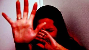 छत्तीसगढ़: रेप के मामले में पंचायत की शर्मनाक हरकत, जबरन करवाया समझौता, जुर्माने की राशि से पार्टी का आयोजन