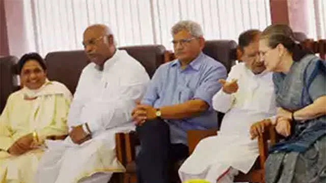 फोटो : सोशल मीडिया