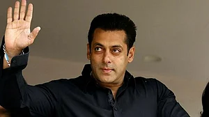 मुश्किल में सलमान खान, फार्म हाउस में अवैध निर्माण को लेकर वन विभाग ने भेजा नोटिस