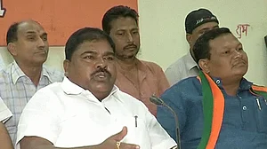 छत्तीसगढ़: बीजेपी सांसद का विवादित बयान, कहा, धर्म परिवर्तन करने वालों का रुके आरक्षण और सरकारी सुविधाएं