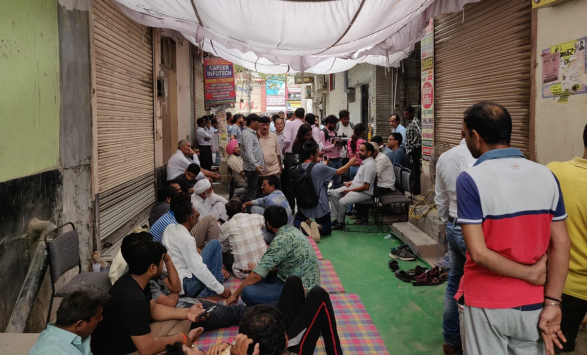 बुराड़ी कांड: जीवित बचे सदस्यों ने ‘सामूहिक आत्महत्या’ को बताया बकवास, कर सकते हैं सीबीआई जांच की मांग