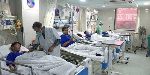 सुप्रीम कोर्ट के आदेश के बावजूद क्या गरीबों का मुफ्त इलाज करेंगे निजी अस्पताल?