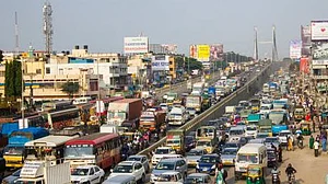 स्वच्छ परिवहन में भोपाल और कोलकाता अव्वल, देश के दूसरे शहरों के मुकाबले यहां कार्बन उत्सर्जन कम