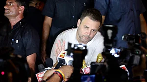 उन्नाव रेप केस: गवाह की मौत को लेकर राहुल गांधी ने जताया साजिश का शक, बिना पोस्टमार्टम के कर दिया गया था दफन