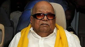 नहीं रहे करुणानिधि: 6 दशकों तक तमिलनाडु की राजनीति में चलता रहा उनके नाम का सिक्का