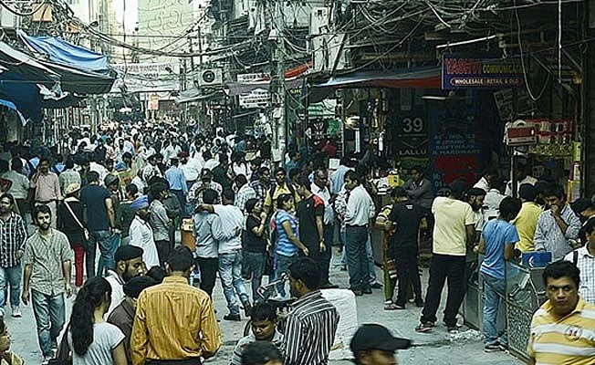 ‘यंग’ नहीं रहेगा इंडिया: 2050 तक तीन गुना तक बढ़ जाएगी 65 साल से अधिक उम्र के लोगों की संख्या 