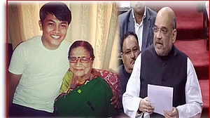 एनआरसी : अमित भाई, क्या बीजेपी सांसद का भतीजा भी घुसपैठिया है?