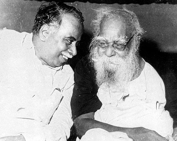 मरीना पर करुणानिधि की समाधि के राजनीतिक मायने: डीएमके को मिला मनोवैज्ञानिक फायदा